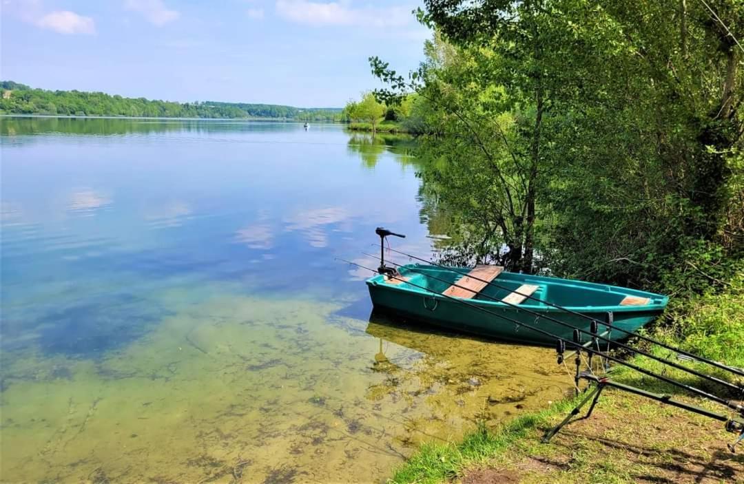 Domaine Du Lac, Эиме Экстерьер фото